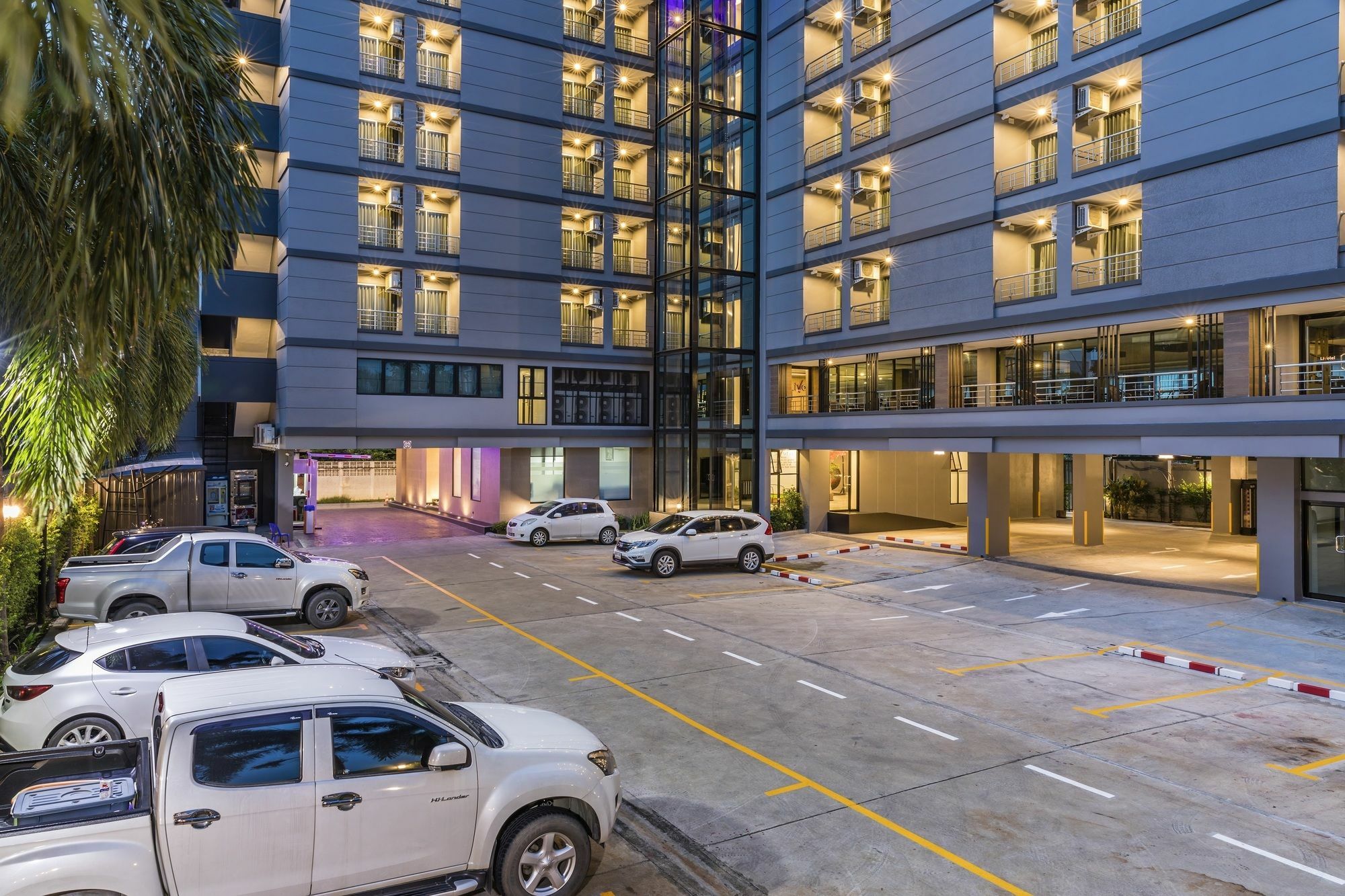 Livotel Hotel Hua Mak Bangkok Ngoại thất bức ảnh